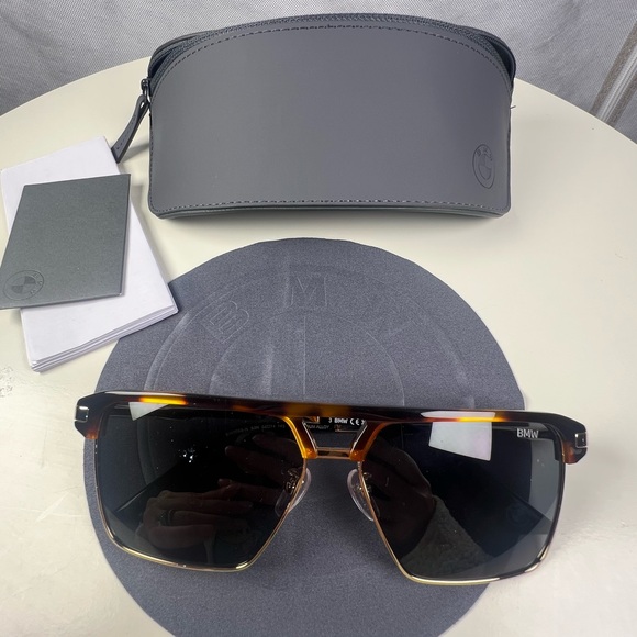 BMW 53N Blonde Havana / Shiny Gunmetal / green Lens Brown and Black Sunglasses - Picture 4 of 9